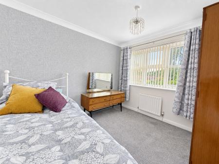 3 bedroom Semi-detached house for sale in Beswick Close, Lincoln, LN6