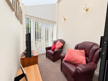 3 bedroom Semi-detached house for sale in Beswick Close, Lincoln, LN6