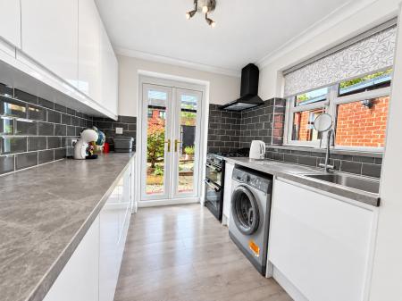 3 bedroom Semi-detached house for sale in Beswick Close, Lincoln, LN6