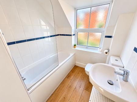 3 bedroom Semi-detached house for sale in Alexandra Terrace, Lincoln, LN1