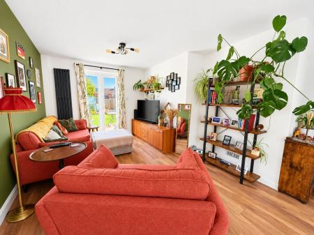 3 bedroom Semi-detached house for sale in Laughton Way North, Lincoln, LN2