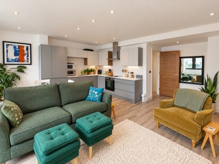 2 bedroom Apartment for sale in One The Brayford, Brayford Wharf North, Lincoln, LN1