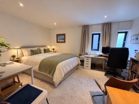 2 bedroom Apartment for sale in One The Brayford, Brayford Wharf North, Lincoln, LN1