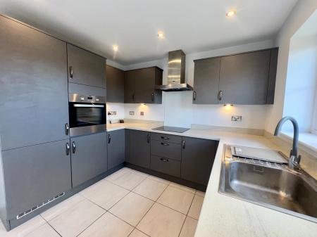 3 bedroom Semi-detached house to let in Hammond Road, Lincoln, LN2