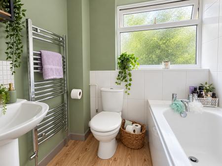 2 bedroom Semi-detached house for sale in Stenigot Road, Lincoln, LN6