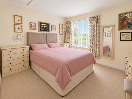 2 bedroom Detached bungalow for sale in Occupation Lane, Broadholme, Lincoln, LN1