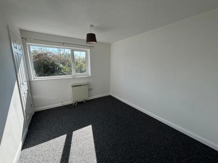 2 bedroom Terraced House to let in Sixfield Close, Lincoln, LN6