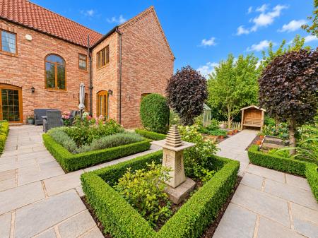 5 bedroom Detached house for sale in Beckview Church Road, Stow, LN1