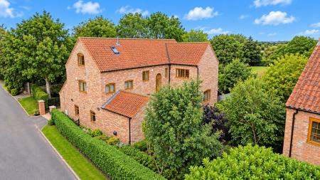 5 bedroom Detached house for sale in Beckview Church Road, Stow, LN1