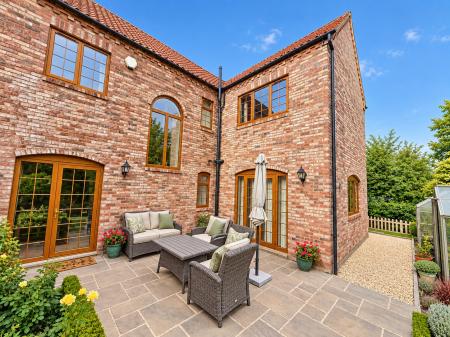 5 bedroom Detached house for sale in Beckview Church Road, Stow, LN1