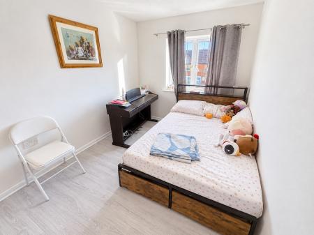 3 bedroom Semi-detached house for sale in Newton Drive, Cherry Willingham, LN3