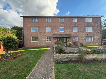 2 bedroom Flat to let in Khormaksar Drive, Nocton, LN4