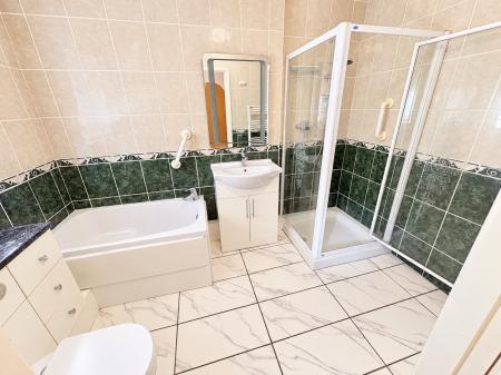 3 bedroom Detached bungalow for sale in Beech Road, Branston, LN4