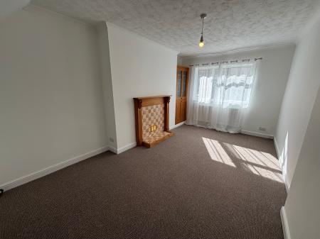 2 bedroom Terraced House to let in Russell Street, Lincoln, LN5