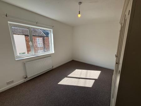 2 bedroom Terraced House to let in Russell Street, Lincoln, LN5