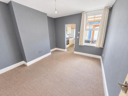 2 bedroom Terraced House for sale in Tealby Street, Lincoln, LN5