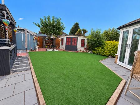 4 bedroom Detached house for sale in Richards Avenue, Lincoln, LN6