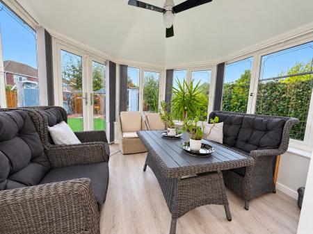 4 bedroom Detached house for sale in Richards Avenue, Lincoln, LN6