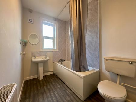 2 bedroom Terraced House to let in Croft Street, Lincoln, LN2