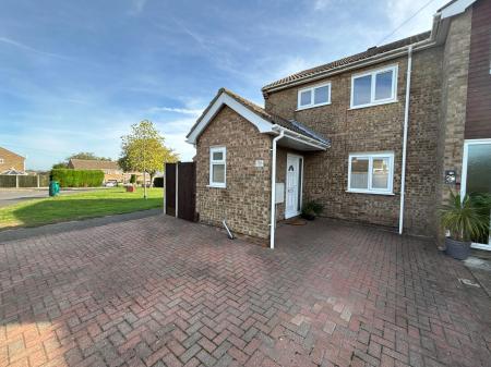 3 bedroom Terraced House to let in Lee Avenue, Washingborough, LN4