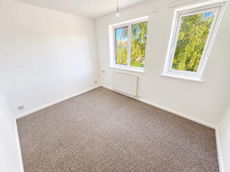 2 bedroom Semi-detached house for sale in Fulmar Road, Lincoln, LN6