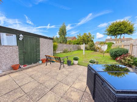 3 bedroom Semi-detached house for sale in Dore Avenue, North Hykeham, LN6
