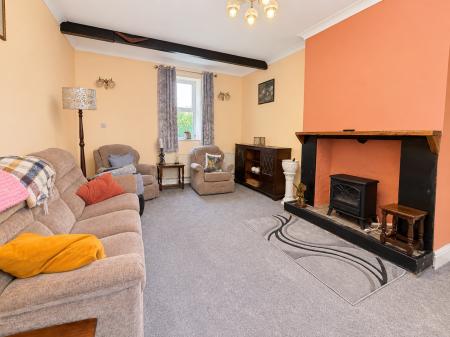 3 bedroom Semi-detached house for sale in Lincoln Road, Boothby Graffoe, LN5