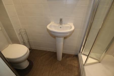 2 bedroom Flat to let in High Street, Lincoln, LN5