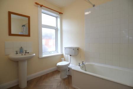 2 bedroom Terraced House to let in Florence Street, Lincoln, LN2