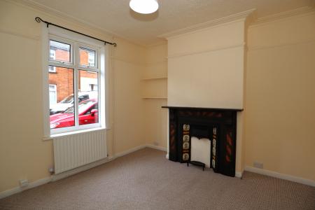 2 bedroom Terraced House to let in Florence Street, Lincoln, LN2
