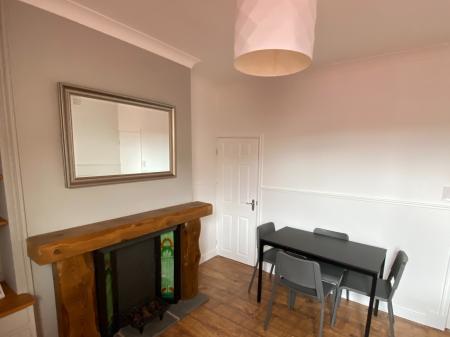 2 bedroom Semi-detached house to let in Chelmsford Street, Lincoln, LN5