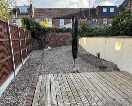2 bedroom Semi-detached house to let in Chelmsford Street, Lincoln, LN5