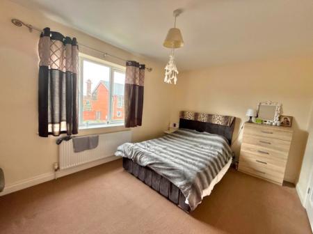 3 bedroom Semi-detached house to let in Riseholme Road, Lincoln, LN1