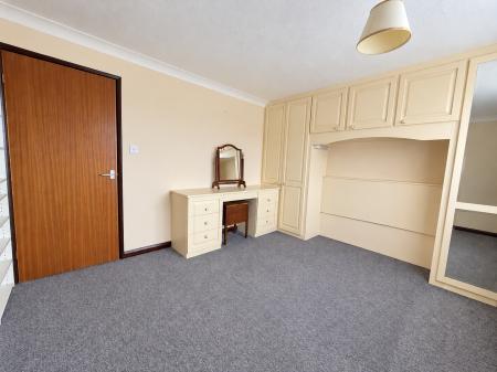 2 bedroom Detached bungalow for sale in Hawkshead Grove, Lincoln, LN2