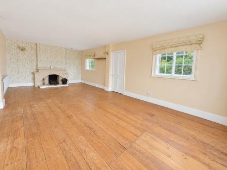 6 bedroom Detached house for sale in Main Street, Bransby, LN1