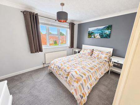 2 bedroom Semi-detached house for sale in Mendip Avenue, North Hykeham, LN6