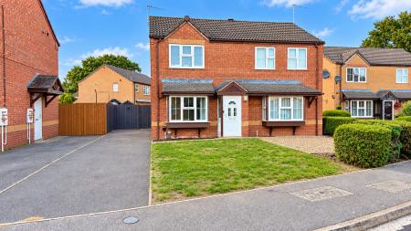 Mendip Avenue, North Hykeham, LN6
