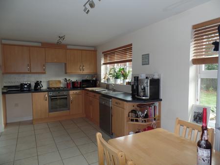 4 bedroom Detached house to let in Augustus Close, North Hykeham, LN6