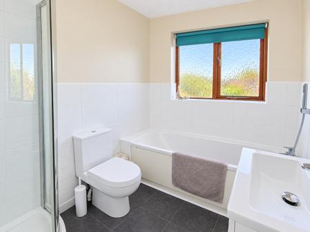 5 bedroom Detached house for sale in Roselea Avenue, Welton, LN2