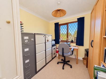 5 bedroom Detached house for sale in Roselea Avenue, Welton, LN2