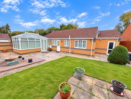 3 bedroom Detached bungalow for sale in Woodside, Branston, LN4