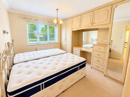 3 bedroom Detached bungalow for sale in Woodside, Branston, LN4