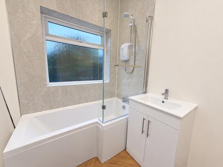3 bedroom Semi-detached bungalow for sale in Middlegate, Bassingham, LN5