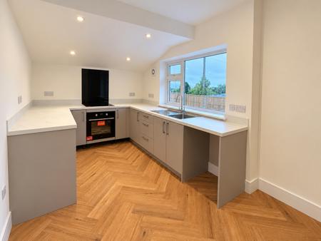 3 bedroom Semi-detached bungalow for sale in Middlegate, Bassingham, LN5