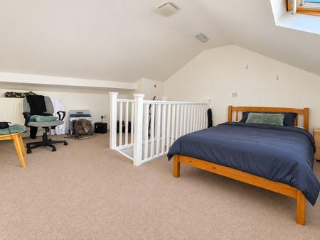 6 bedroom Terraced House for sale in Boultham Avenue, Lincoln, LN5