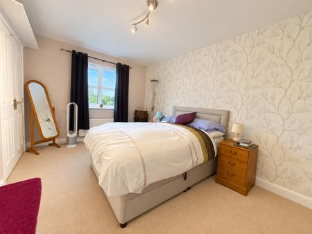 4 bedroom Detached house for sale in Holmfield, Fiskerton, LN3