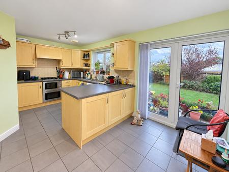 4 bedroom Detached house for sale in Holmfield, Fiskerton, LN3