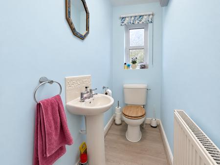4 bedroom Detached house for sale in Holmfield, Fiskerton, LN3
