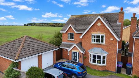 4 bedroom Detached house for sale in Holmfield, Fiskerton, LN3