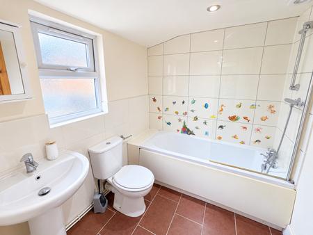 3 bedroom End of terrace house for sale in Bargate, Lincoln, LN5